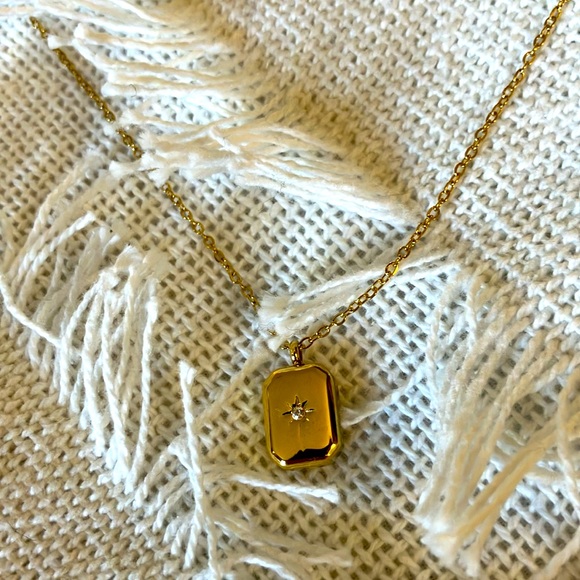 New Beautiful 18k Gold Plated Boho Necklace - Picture 4 of 5